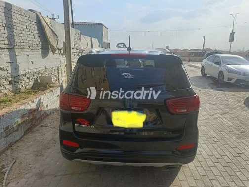 Kia Sorento 2020 Black Automatic Used for Sale in Cairo - 2