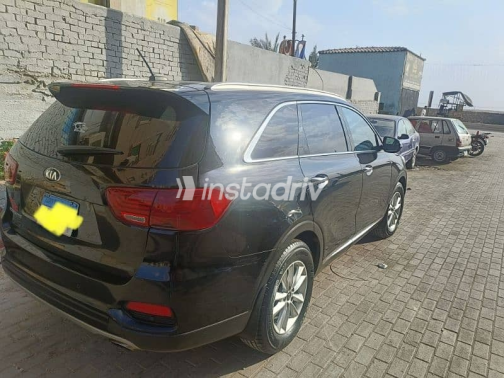 Kia Sorento 2020 Black Automatic Used for Sale in Cairo - 4
