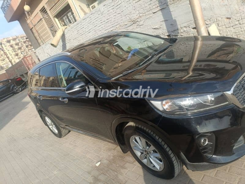 Kia Sorento 2020 Black Automatic Used for Sale in Cairo - 5