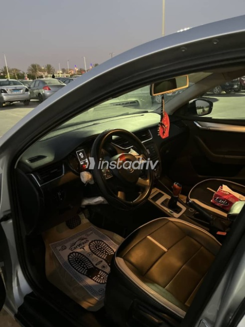 Skoda Octavia 2014 Silver Automatic Used for Sale in Giza - 6