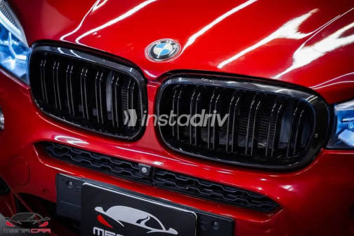 بي ام دبليو X6 M 2018 أحمر أوتوماتيك مستعملة للبيع في القاهرة - 7