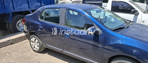 Renault Logan 2019 Blue Automatic Used for Sale in Giza - 4