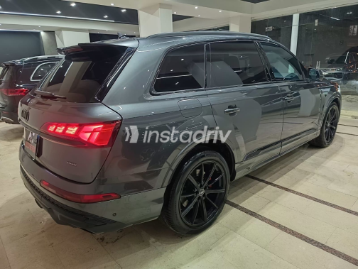 Audi Q7 2025 Gray Automatic Used for Sale in Heliopolis - 8