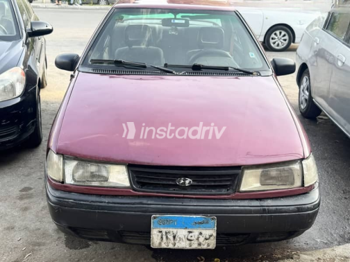 Hyundai Excel 1996 Burgundy Manual Used for Sale in Cairo - 5