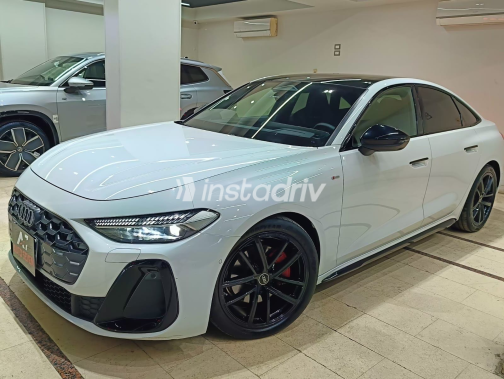 اودي A5 2025 أبيض أوتوماتيك مستعملة للبيع في مصر الجديدة - 7