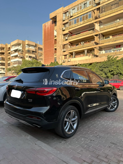 MG HS 2021 Black Automatic Used for Sale in Cairo - 8