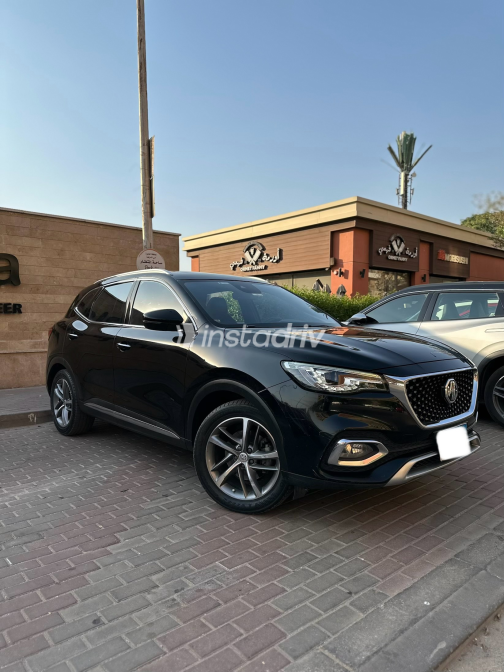 MG HS 2021 Black Automatic Used for Sale in Cairo - 9