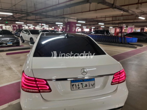 مرسيدس E 180 2016 أبيض أوتوماتيك مستعملة للبيع في الزمالك - 6