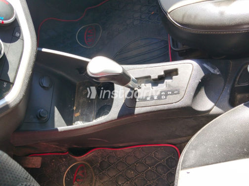 Kia Picanto 2013 Gold Automatic Used for Sale in Alexandria - 8