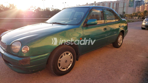 تويوتا كورولا 1999 أخضر يدوي مستعملة للبيع في الإسكندرية - 6