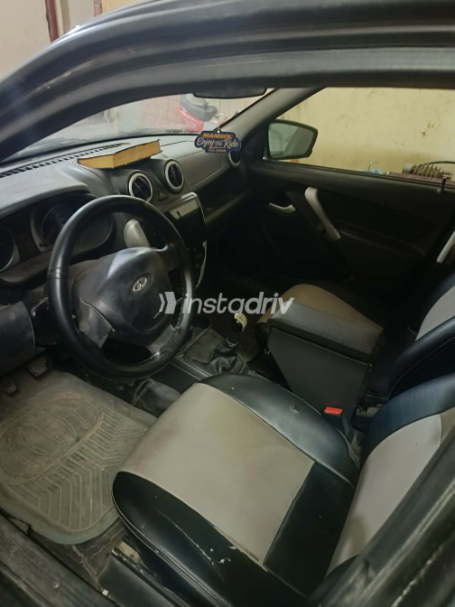 Lada Granta 2017 Black Manual Used for Sale in El Haram - 5