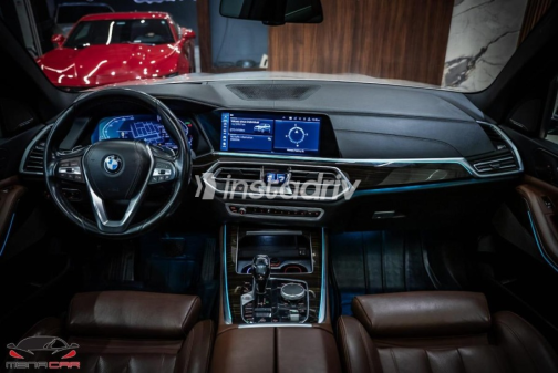 BMW X5 2019 Silver Automatic Used for Sale in Cairo - 7