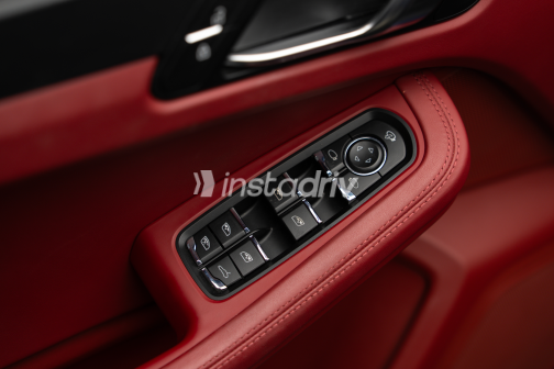 Porsche Macan 2022 Blue Automatic Used for Sale in Heliopolis - 10