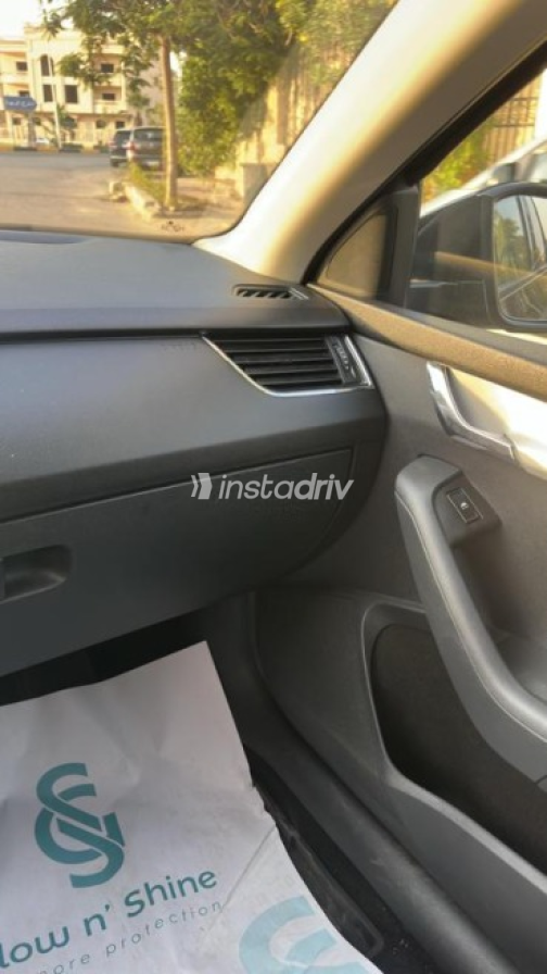 Skoda Octavia A7 2015 Black Automatic Used for Sale in Al Shorouk - 9