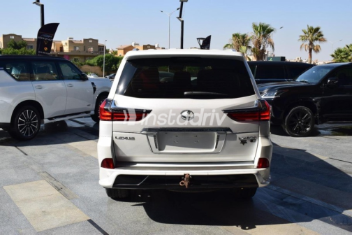 لكزس Lx 2021 أبيض أوتوماتيك مستعملة للبيع في القاهرة - 6