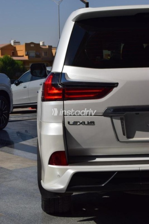 لكزس Lx 2021 أبيض أوتوماتيك مستعملة للبيع في القاهرة - 7