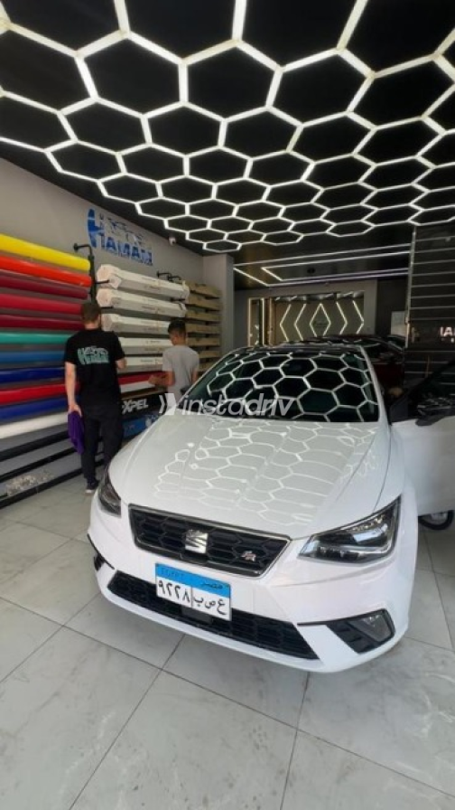 Seat Ibiza 2019 White Automatic Used for Sale in Greater Cairo ( Cairo + Giza) - 2