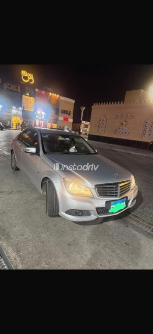 مرسيدس C 180 2012 فضي أوتوماتيك مستعملة للبيع في مدينتى - 2