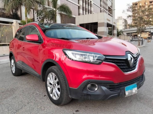 Renault Kadjar 2019 Dark Red Automatic Used for Sale in Nasr city - 5