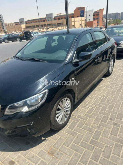 Peugeot 301 2018 White Automatic Used for Sale in Greater Cairo ( Cairo + Giza) - 8