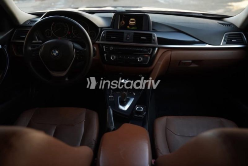 BMW 318 2016 Silver Automatic Used for Sale in Ismailia - 5