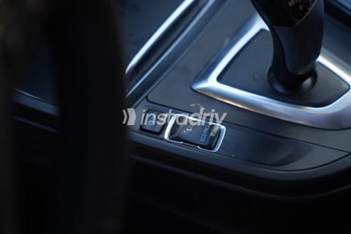 BMW 318 2016 Silver Automatic Used for Sale in Ismailia - 8
