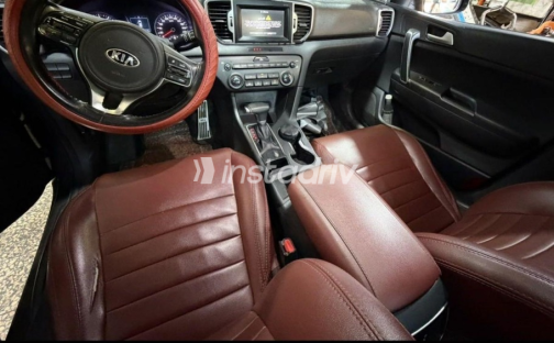 Kia Sportage 2019 Gray Automatic Used for Sale in Heliopolis - 8