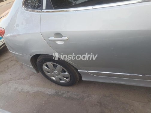 Hyundai Elantra HD 2017 White Automatic Used for Sale in Ain Shams - 5