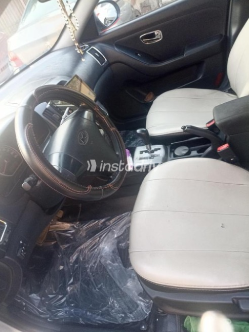Hyundai Elantra HD 2017 White Automatic Used for Sale in Ain Shams - 7