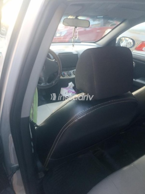 Hyundai Elantra HD 2017 White Automatic Used for Sale in Ain Shams - 9