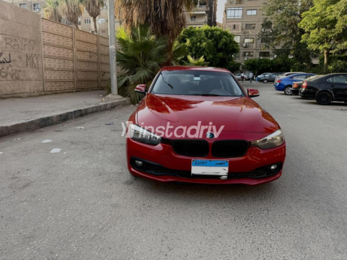 بي ام دبليو 318 2016 أحمر أوتوماتيك مستعملة للبيع في مصر الجديدة - 1