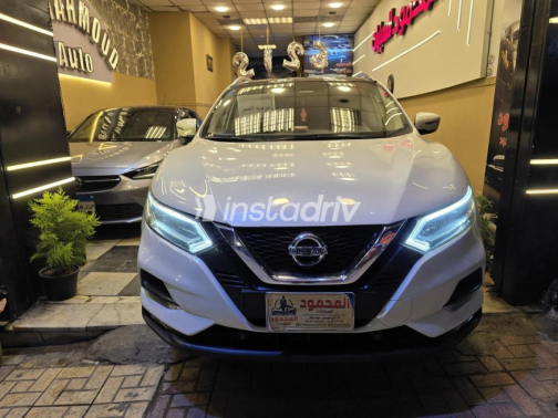Nissan Qashqai 2020 White Automatic Used for Sale in Alexandria - 6