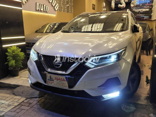 Nissan Qashqai 2020 White Automatic Used for Sale in Alexandria - 9
