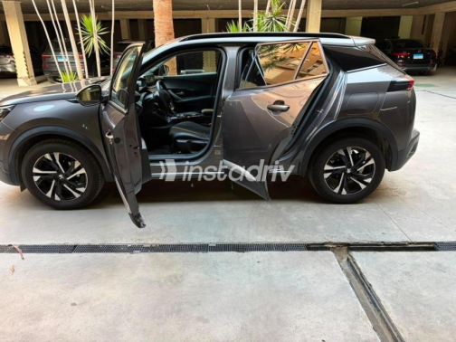 Peugeot 2008 2021 White Automatic Used for Sale in Greater Cairo ( Cairo + Giza) - 4