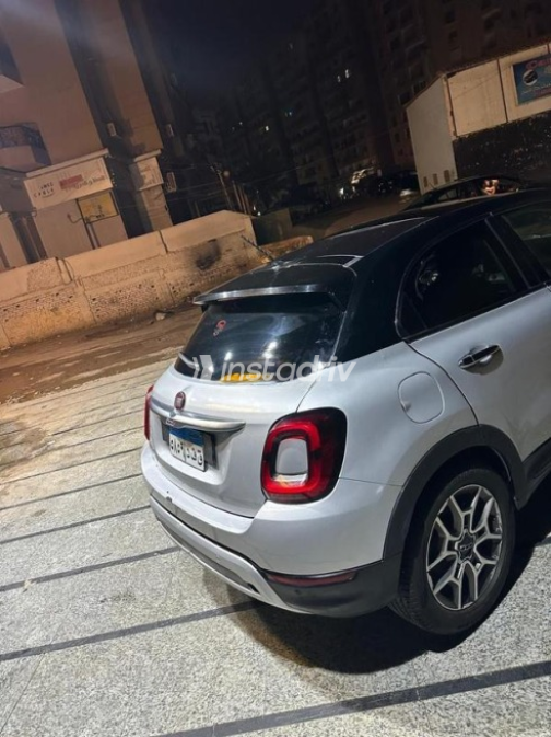 فيات 500 X 2021 فضي أوتوماتيك مستعملة للبيع في قليوب - 6