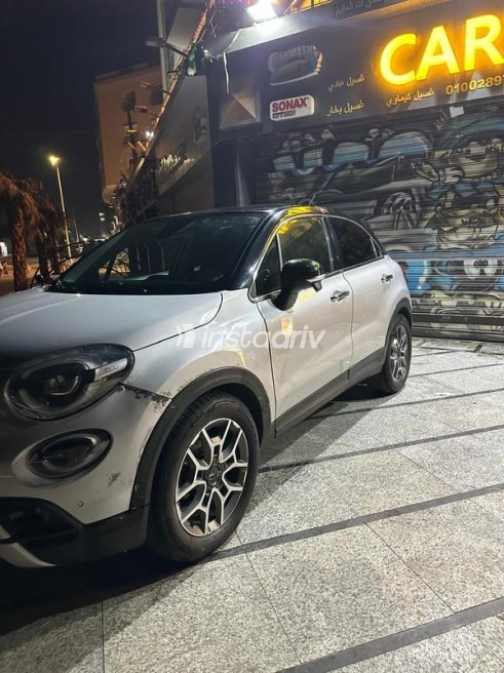 فيات 500 X 2021 فضي أوتوماتيك مستعملة للبيع في قليوب - 9