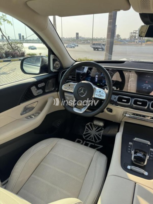 مرسيدس GLS 2023 رمادي أوتوماتيك مستعملة للبيع في القاهرة - 5
