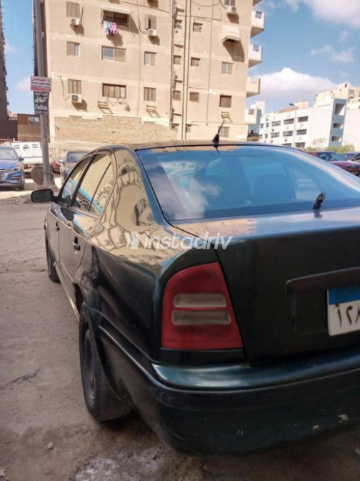 Skoda Octavia A4 2005 Green Automatic Used for Sale in Cairo - 1
