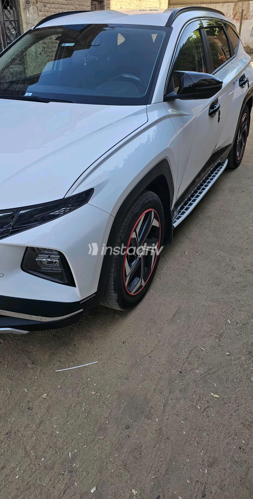 Hyundai Tucson 2023 White Automatic Used for Sale in Greater Cairo ( Cairo + Giza) - 7
