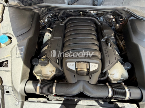 Porsche Cayenne S 2011 Brown Automatic Used for Sale in Madinaty - 9