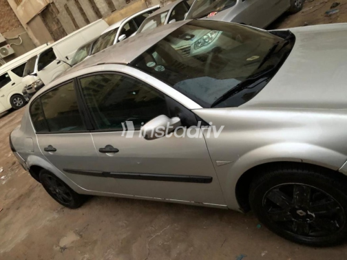 رينو ميجان 2006 فضي أوتوماتيك مستعملة للبيع في الإسكندرية - 3