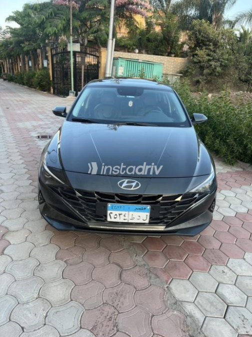 Hyundai Elantra CN7 2021 Olive Green Automatic Used for Sale in Kafr el-Sheikh - 3