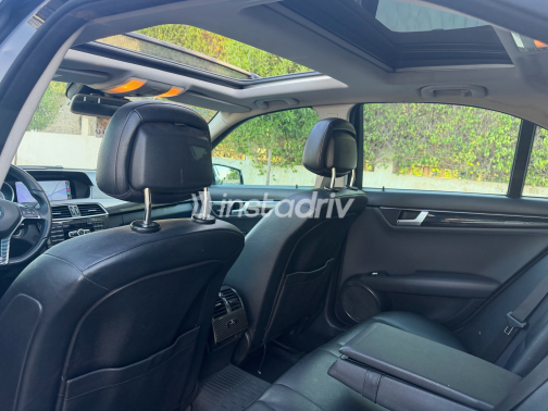 مرسيدس C 250 2012 أسود يدوي مستعملة للبيع في الجيزة - 4