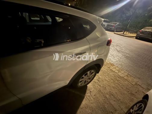Hyundai Tucson 2020 White Automatic Used for Sale in Alexandria - 3