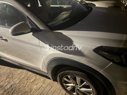 Hyundai Tucson 2020 White Automatic Used for Sale in Alexandria - 5