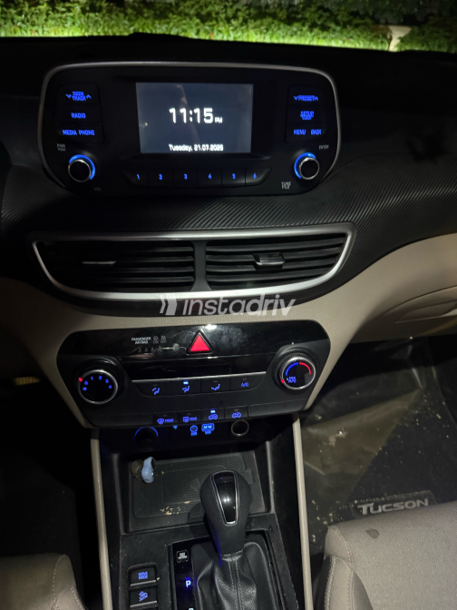 Hyundai Tucson 2020 White Automatic Used for Sale in Alexandria - 10