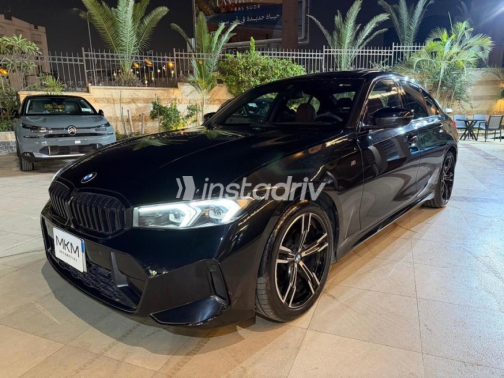 بي ام دبليو 320 2024 أسود أوتوماتيك مستعملة للبيع في القاهرة - 1