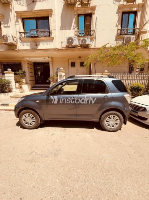 Daihatsu Terios 2015 Gray Automatic Used for Sale in Cairo - 1
