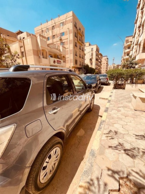 Daihatsu Terios 2015 Gray Automatic Used for Sale in Cairo - 3
