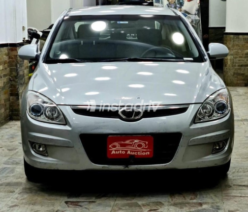 Hyundai I30 2009 Silver Automatic Used for Sale in Cairo - 6